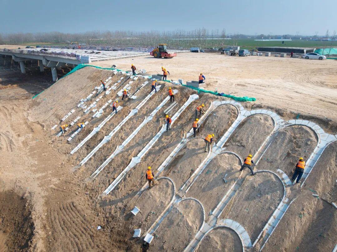 山东高速集团重点工程提速提质_高速建设_G220东深改建项目进展