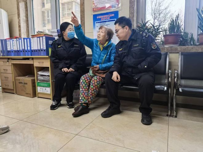 城管进社区 私设充电桩整改 社区治理服务_违章停车